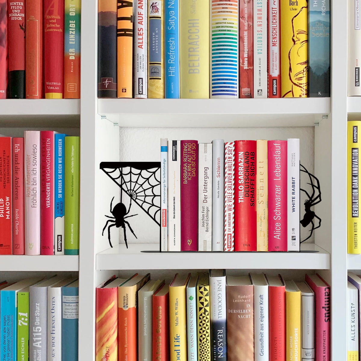 noxozoqm Metal Spider and Spider Web Bookend, Farmhouse Decorative Animal Book Ends, Unique Bookends, Gothic Halloween Decor, Cute Spooky Goth Book Ends for Shelves Kitchen, Black