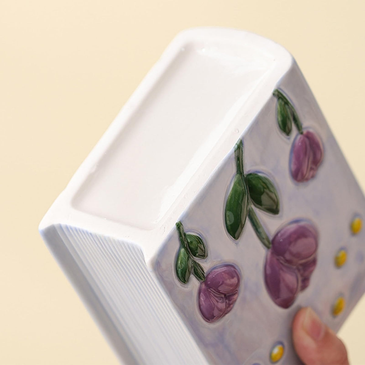 Busnos Book Vase Tulip Pencil Cup Pen Holder For Office Desk Decorative Books Yellow Flower Vase Cute Toothbrush Holders Home Decor Teacher Book Gifts for Women Small Makeup Brushes Holder