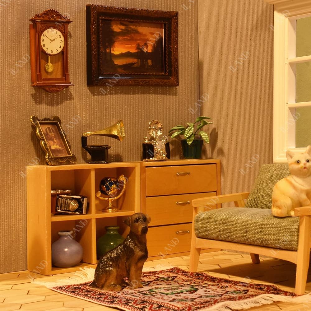 iLAND Miniature Dollhouse Accessories on 1:12 Scale, Grandfather Wall Clock and Record Player, elf Accessories