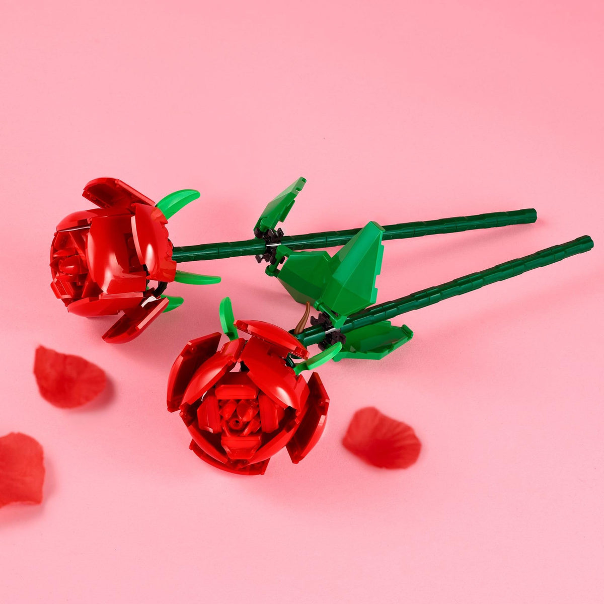 LEGO Roses - Building Toy for Kids, Girls & Boys, Ages 8+ - Artificial, Fake Roses for Home Decor & Display - Gift Idea for Plant & Flower Lovers - 40460