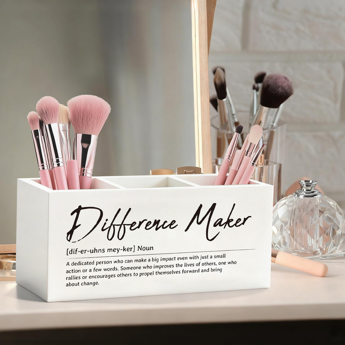 ELMCH Difference Maker Gift Pen Pencil Holder, Appreciation Gifts for Coworkers Leaders Teachers Wood Desk Organizer and Accessories, Difference Maker Makeup Brush Holder Organizer for Bathroom Vanity
