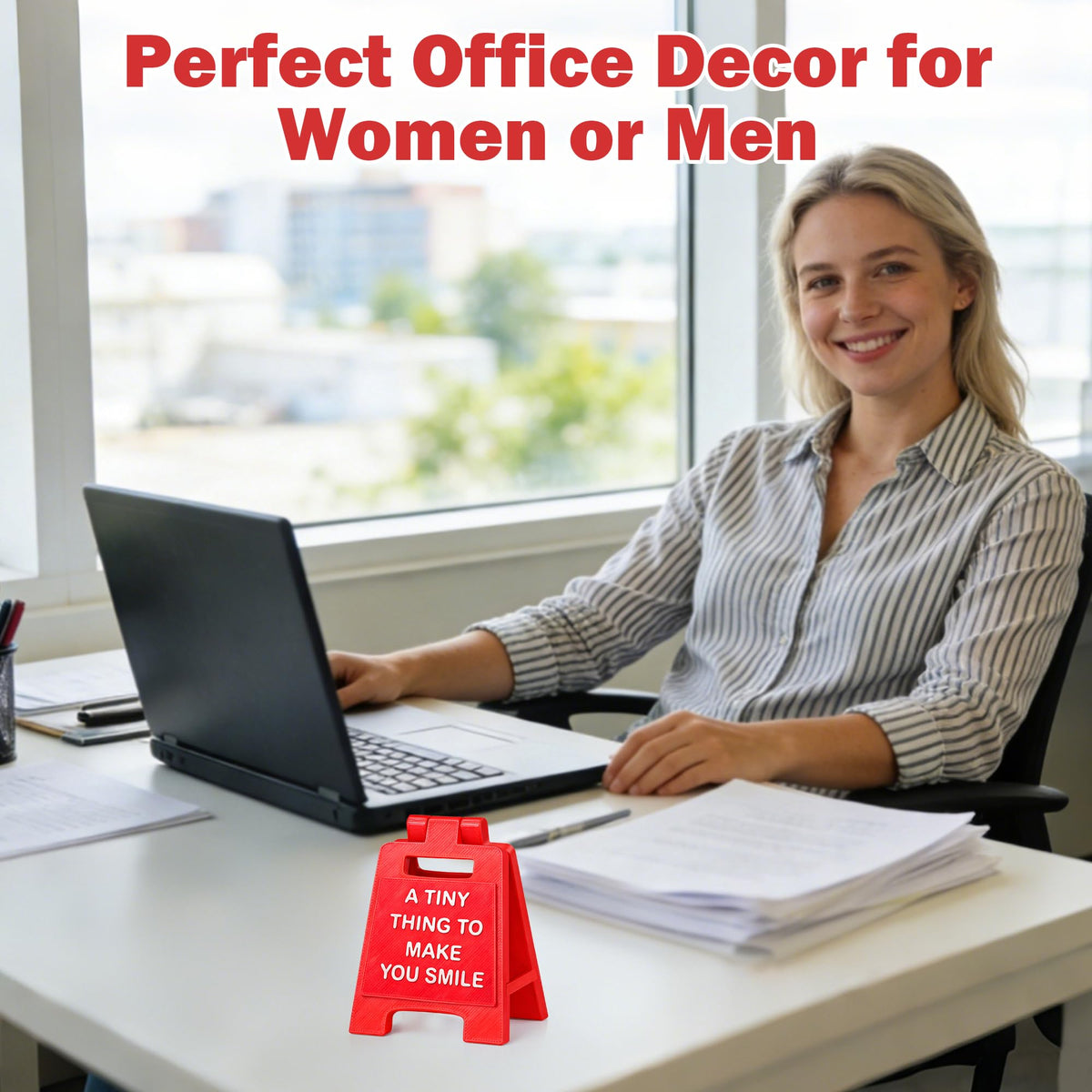 Mini Sign Coworker Friend Office Decor for Women Men, Employee Appreciation Gifts Encouragement Motivational Gifts for HR, A Tiny Thing to Make You Smile 3D Printed Office Cubicle Desk Decor Sign
