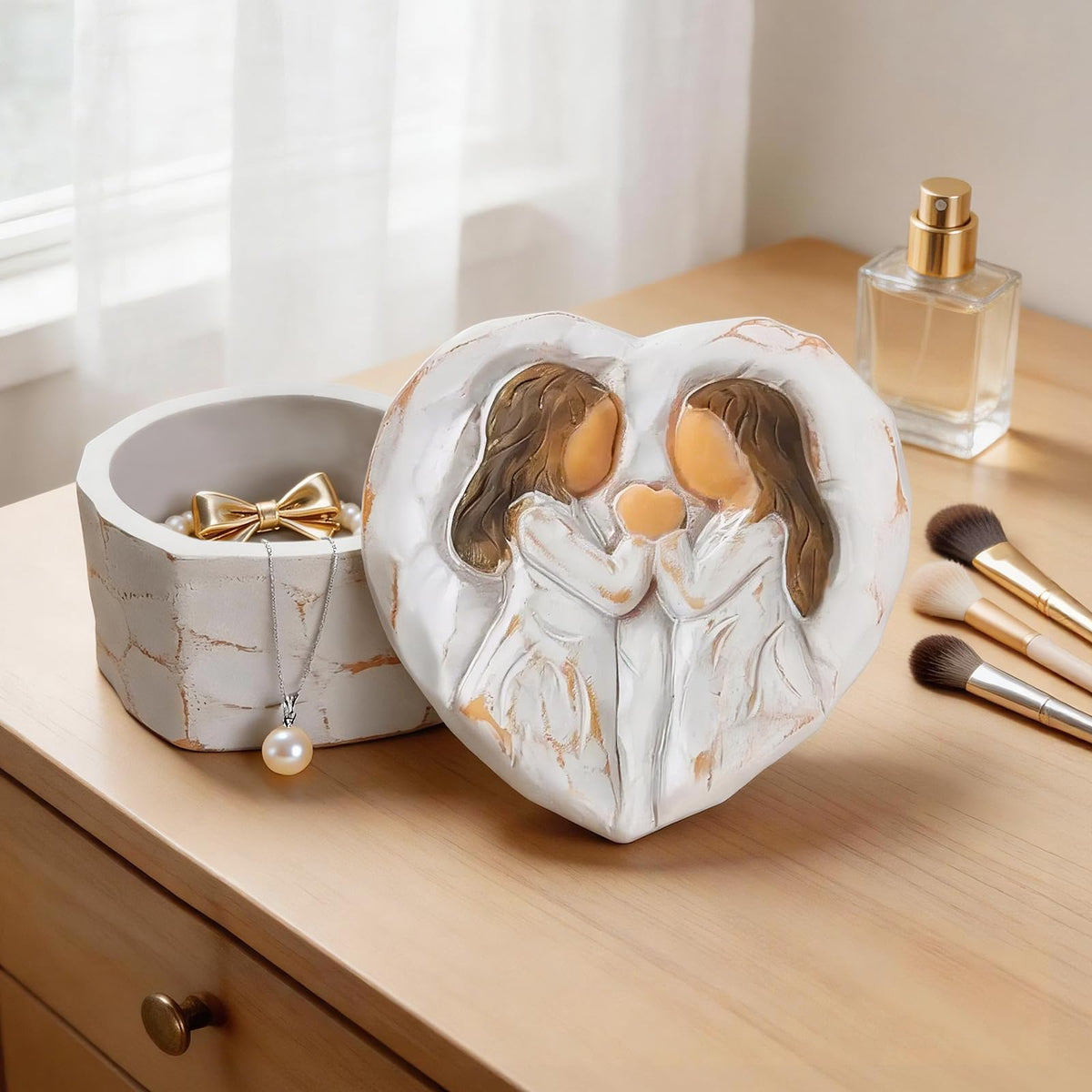 Friend Gifts for Women, Friend Small Keepsake Box - Mothers Day Birthday Gifts for Friends, You're The Sister I Got to Choose,Sister Gifts from Sister - Friendship Hand-Painted Resin Jewelry Box