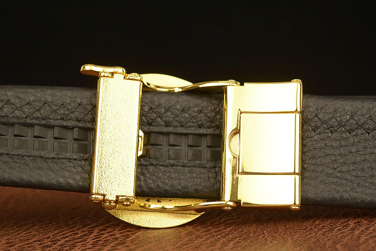 Lyqqine Men's Leather Ratchet Belt Ethnic Style Buckle Retro Personality Dragon Carved Casual Business Belt 49" Trim To Fit (Black Bee Buckle)