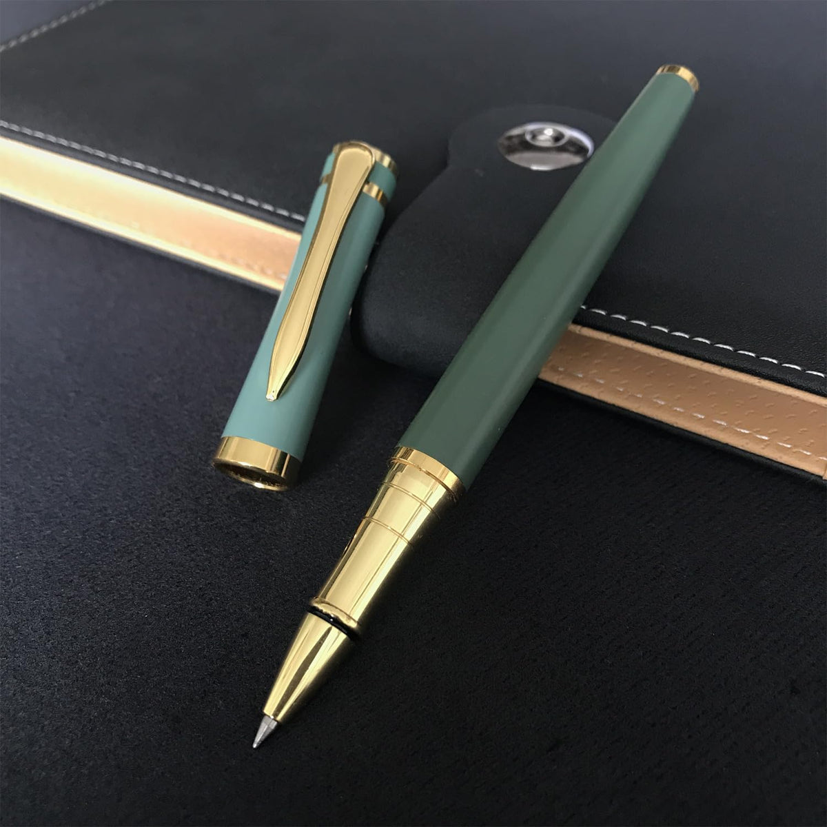 HSK Luxury Ballpoint Pens gift Pen Black Refill Line width 0.5mm,Best Ball Pen Gift Set for Men & Women Professional Executive,Office,Nice Pens Classy Gift Box (Green)