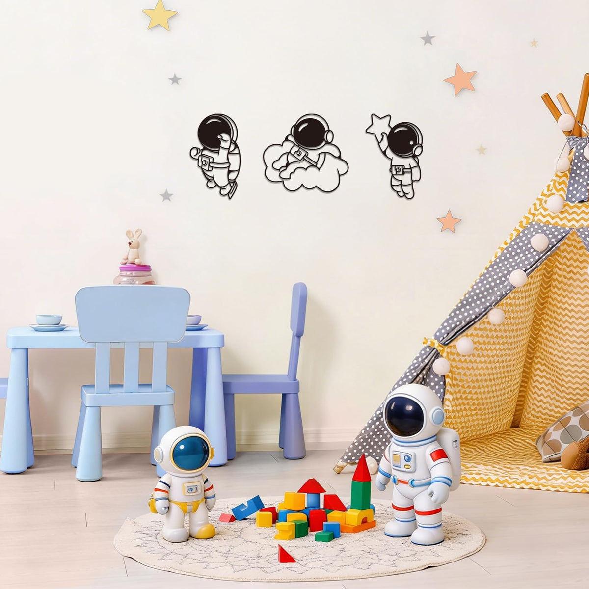 Jasscare Metal Astronaut Wall Art Decor Set of 3, Spaceman Iron Wall Hanging, Modern Space Themed Wall Decoration for Kids Room Bedroom Living Room Nursery, Gifts for Space Lovers