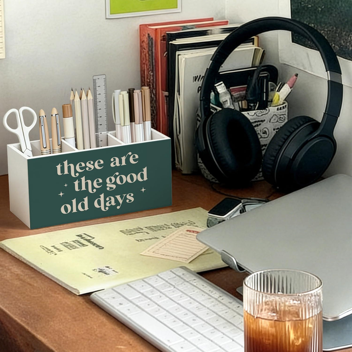 SkyCozy Green Inspirational Pen Pencil Holder for Desk, Motivational Inspirational Gifts, These Are the Good Old Days Positive Affirmation Wooden Box Sign Decorations for Home Office Desk Tabletop