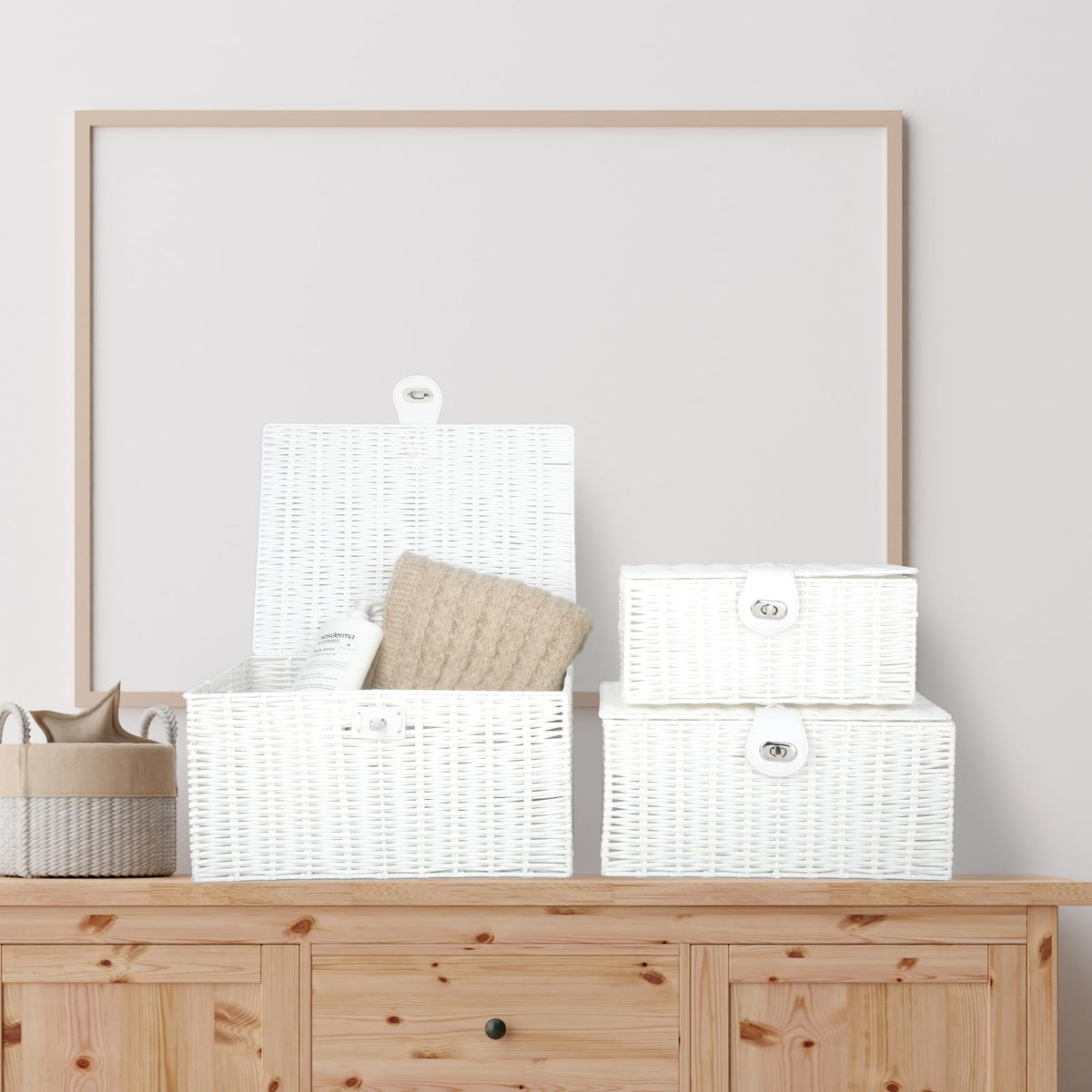 Honygebia White Wicker Storage Baskets - Set of 3 Decorative Nesting Boxes with Lids, Woven Basket with Lock & Handle, Organizer for Beauty Makeup Bathroom Decor