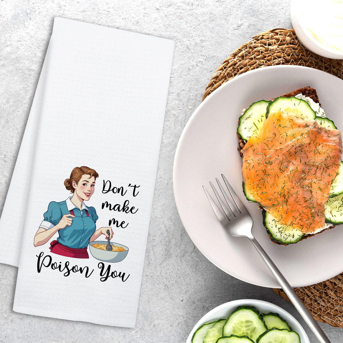 NAHMAKNE Funny Kitchen Towels for Women, Don't Make Me Poison You, Retro Housewife Dish Towels for Kitchen Decor, Sarcastic Cooking Gifts, Sweet Housewarming Gifts for Hostess Mom Wife Sister Friend