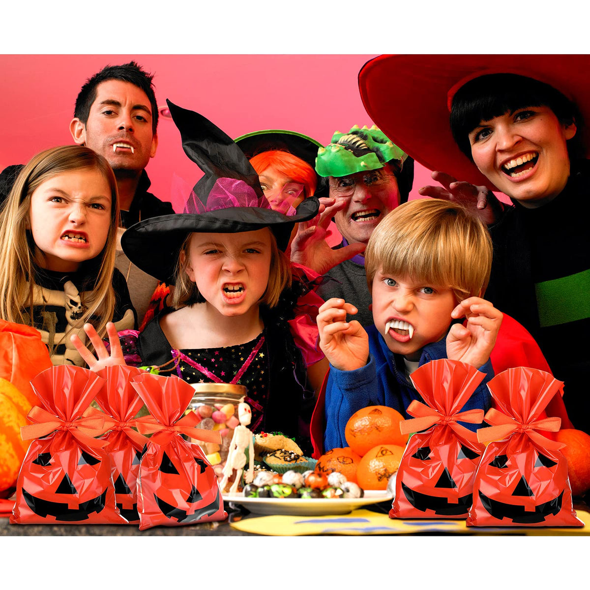 Tenare 100 Pcs Halloween Cellophane Pumpkin Treat Bags Jack O Lantern Orange Candy Bags Plastic Pumpkin Smile Goodies Gift Decor with Gold Twist Ties for Dessert Halloween Party Favors, 6 x 9 Inch