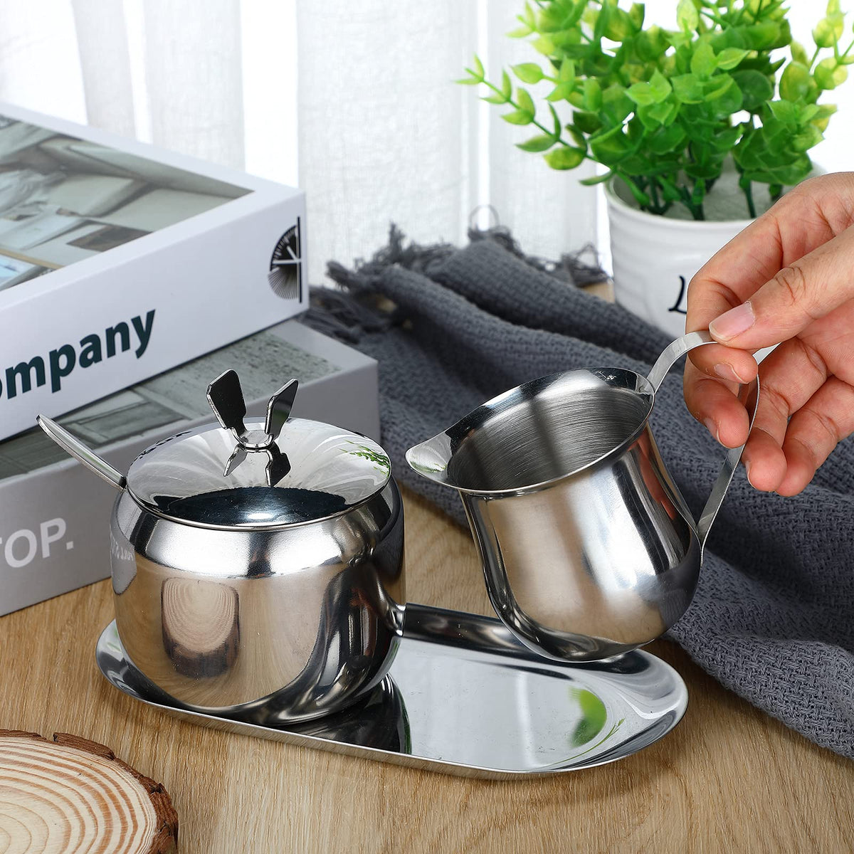 Creamer and Sugar Bowl Set Stainless Steel Latte Milk Cup Cream Jug and Sugar Bowl with Lid Spoon Tray for Coffee Serving Set Frothing Milk
