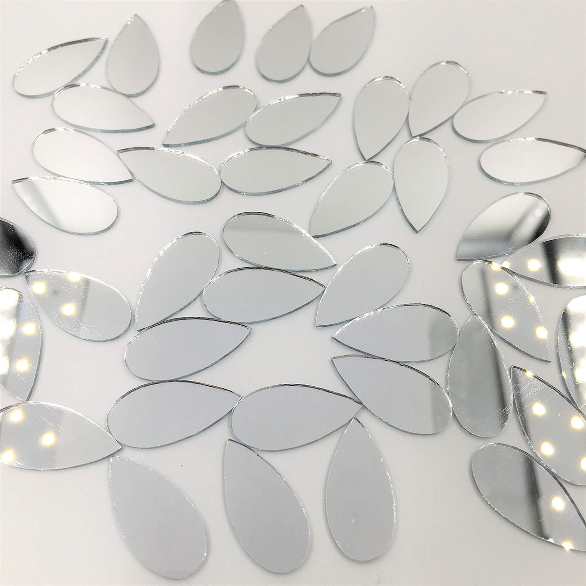 NUO RUI 150pcs 1" x 1/2" Teardorp Shape Craft Mirrors Small Mosaic Mirror Tiles for Craft Projects