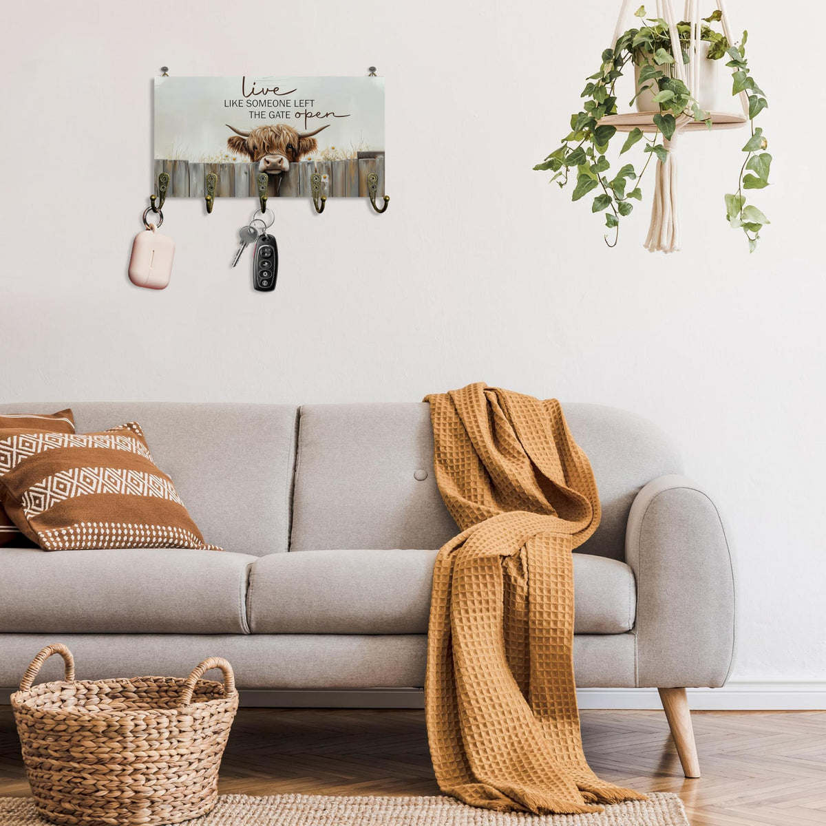 Beliran Highland Cow Decor Key Holder for Wall 10"x5.12", Highland Cow Gifts Key Hanger Wall Mount, Live Like Someone Left The Gate Open Rustic Farmhouse Wooden Hanging Keys Holder Decor for Entryway