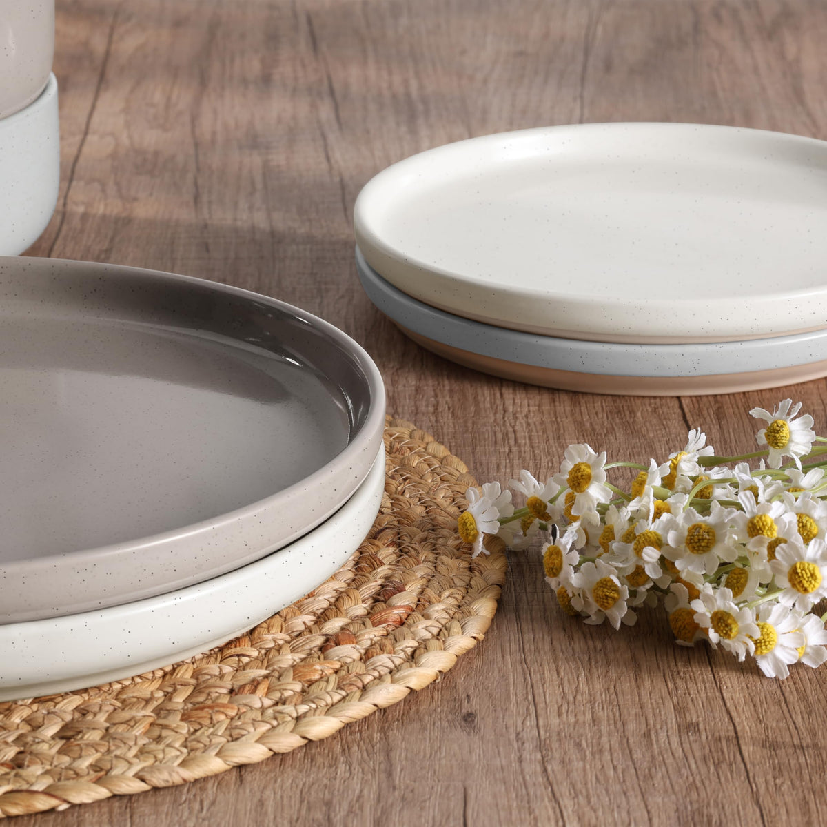 HaWare Stoneware Dinnerware Sets, 18-Piece Plates and Bowls Set for 6, Dishes Set for Home Restaurant, Speckled Multicolor