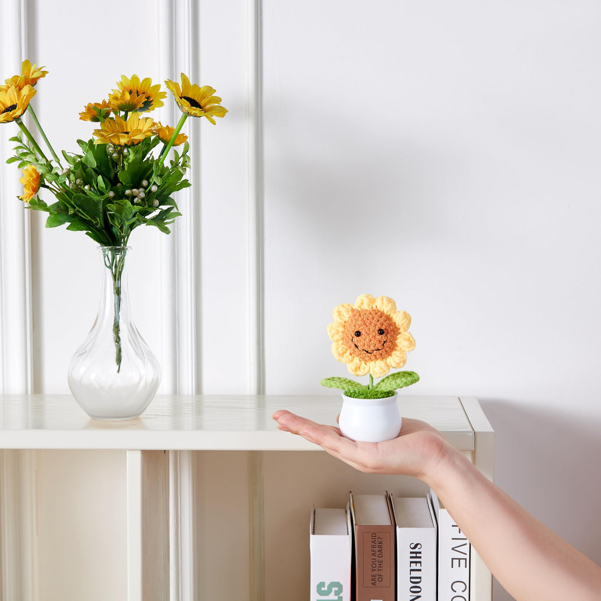 LAIDANLA Golden Yellow Crochet Sunflower Funny Positive Thank You Small Gifts for Women Teacher Coworkers Friends Cute Encouragement Appreciation Crochet Flowers Pot for Office Desk Decor