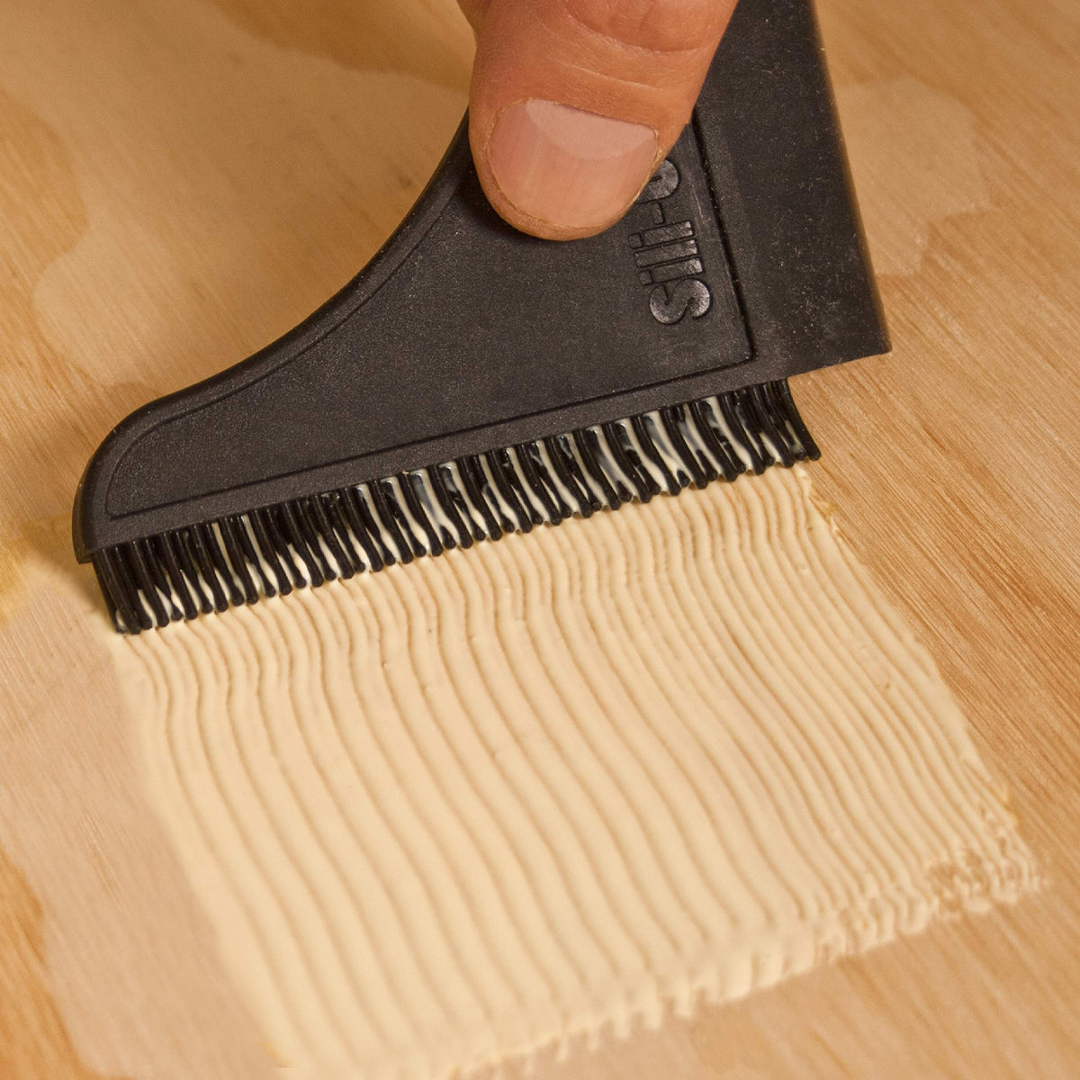 Sili Non-Stick Wood Glue Brush Silicone Applicator Kit | Comb/Squeegee Wood Glue Applicator & Tray | Reusable Small Brushes for Crafts, Arts & Hobby | Silicone Brushes for Woodworking