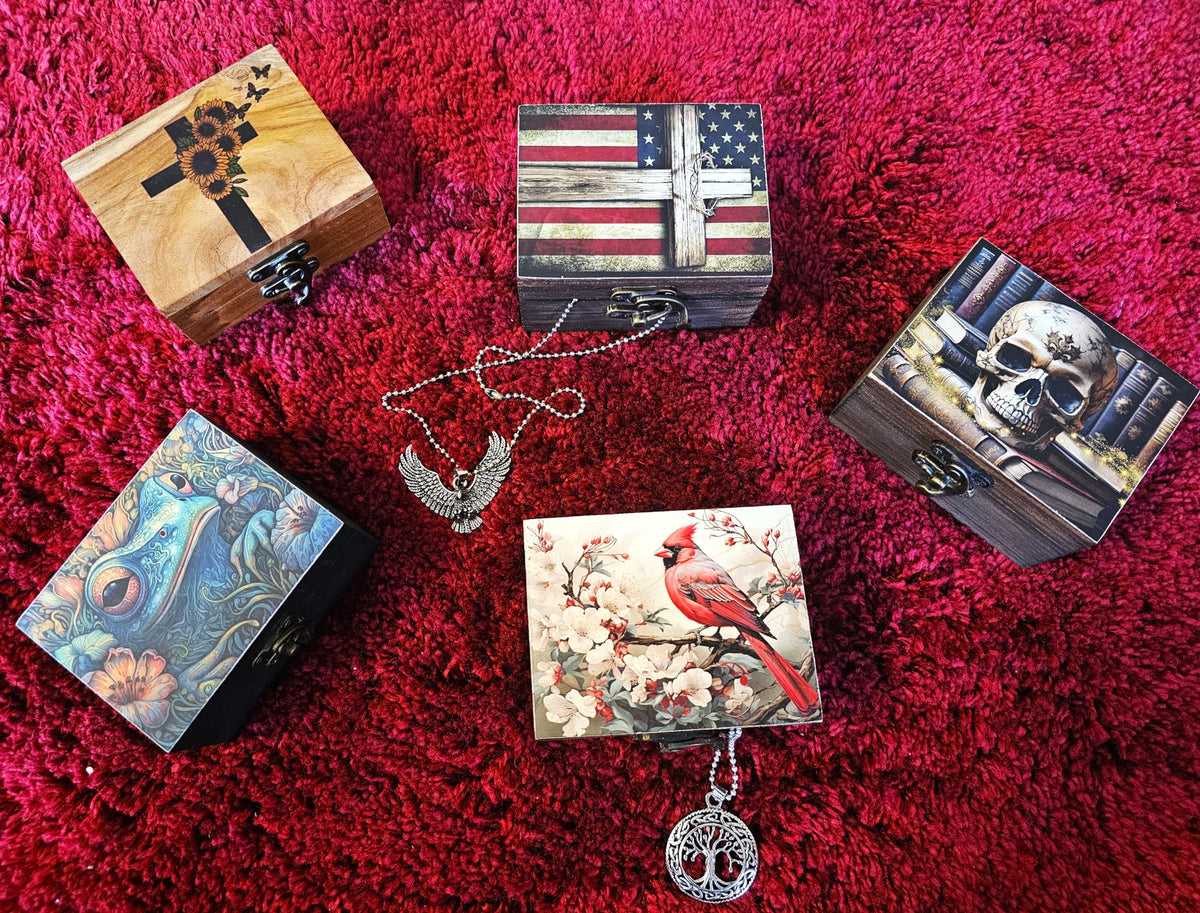 Patriotic Cross American Flag Trinket Box Rosary Jewelry Keepsake Box | US Flag Treasure Box, Patriot Gifts for Men Women Girls Gift Idea, Prayer, First Communion Box, Gifts for Home Décor (3USS)
